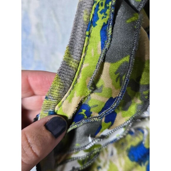 Twelve by Twelve Floral 3/4 Sleeve Full Zip Cardigan Sweater Size Medium Ruffled - Picture 3 of 11